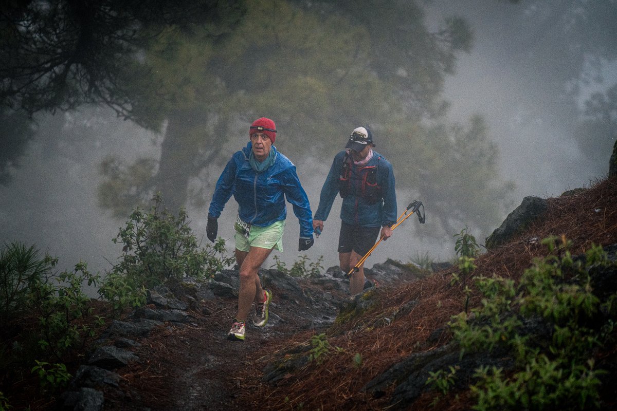 Transvulcania's tweet photo. Cada corredor escribe su propia historia. 📖✨
 La tuya puede empezar en la línea de salida de la Transvulcania adidas Terrex.
👉 ¡Inscríbete ya!

#Transvulcania #Ultramaratón #TrailRunning #LaPalmaIslaBonita https://t.co/Nreie5fZyg