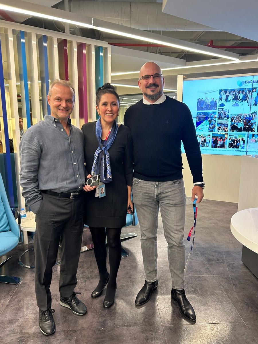 Şirketimizden ayrılmış ama bıraktığı izle hala KPMG'nin değerli bir parçası olmaya devam eden arkadaşlarımızla, KPMG Alumni topluluğu buluşması kapsamında, İstanbul ofisimizde bir araya geldik.

Ömür boyu KPMG'liyiz..

#KPMGTürkiye #KPMGAlumni #TogetherForBetter