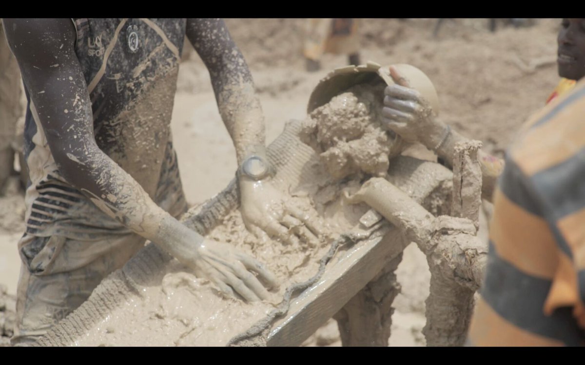 thecableng's tweet image. INVESTIGATION: How gold-for-arms trade is fuelling terror in Nigeria’s north-west
Nigeria loses over $9 billion annually to illegal mining, with a substantial portion tied to the gold sector. This investigation reveals how a significant share of gold extracted from the…