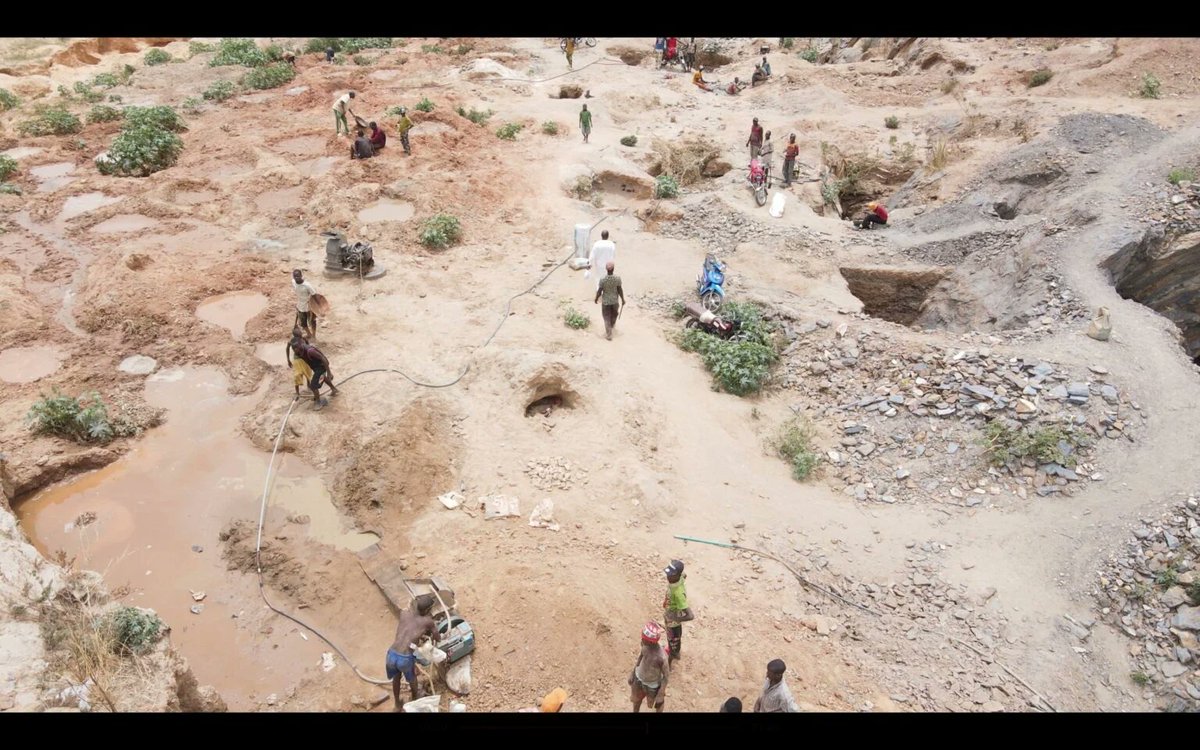 thecableng's tweet image. INVESTIGATION: How gold-for-arms trade is fuelling terror in Nigeria’s north-west
Nigeria loses over $9 billion annually to illegal mining, with a substantial portion tied to the gold sector. This investigation reveals how a significant share of gold extracted from the…
