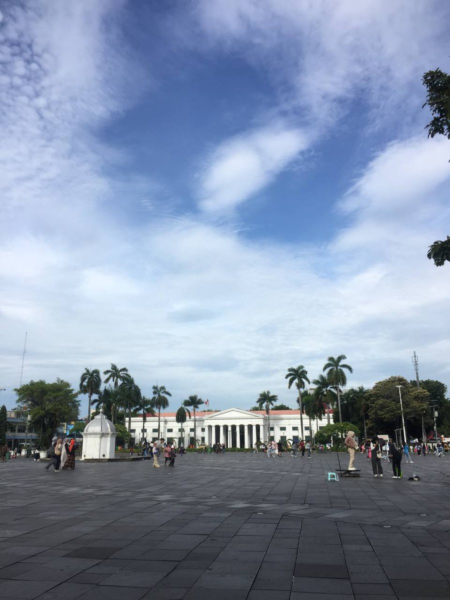 yipiioooo's tweet image. Jakarta hari inii....