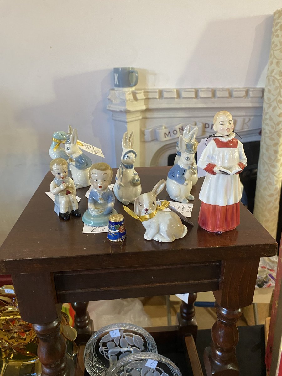 bluestone135's tweet photo. #Harrogate Ripley Antique and Vintage fair at town hall near Harrogate 9am to 3.30pm some lovely items to see and buy this Saturday 25 and 26 October 2025 https://t.co/pOnjzYmlNH