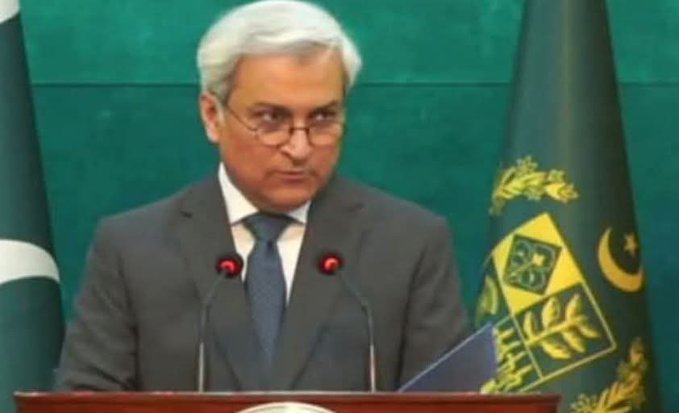 eshmalisha's tweet image. National security above all...!
Pakistan temporarily closes Afghan border corridors amid rising threats....
 As the Foreign Office rightly states: ‘A single Pakistani life outweighs any trade deal...🇵🇰

 #PakistanFirst #SecurityMatters #madarejamhuriyat #psl11