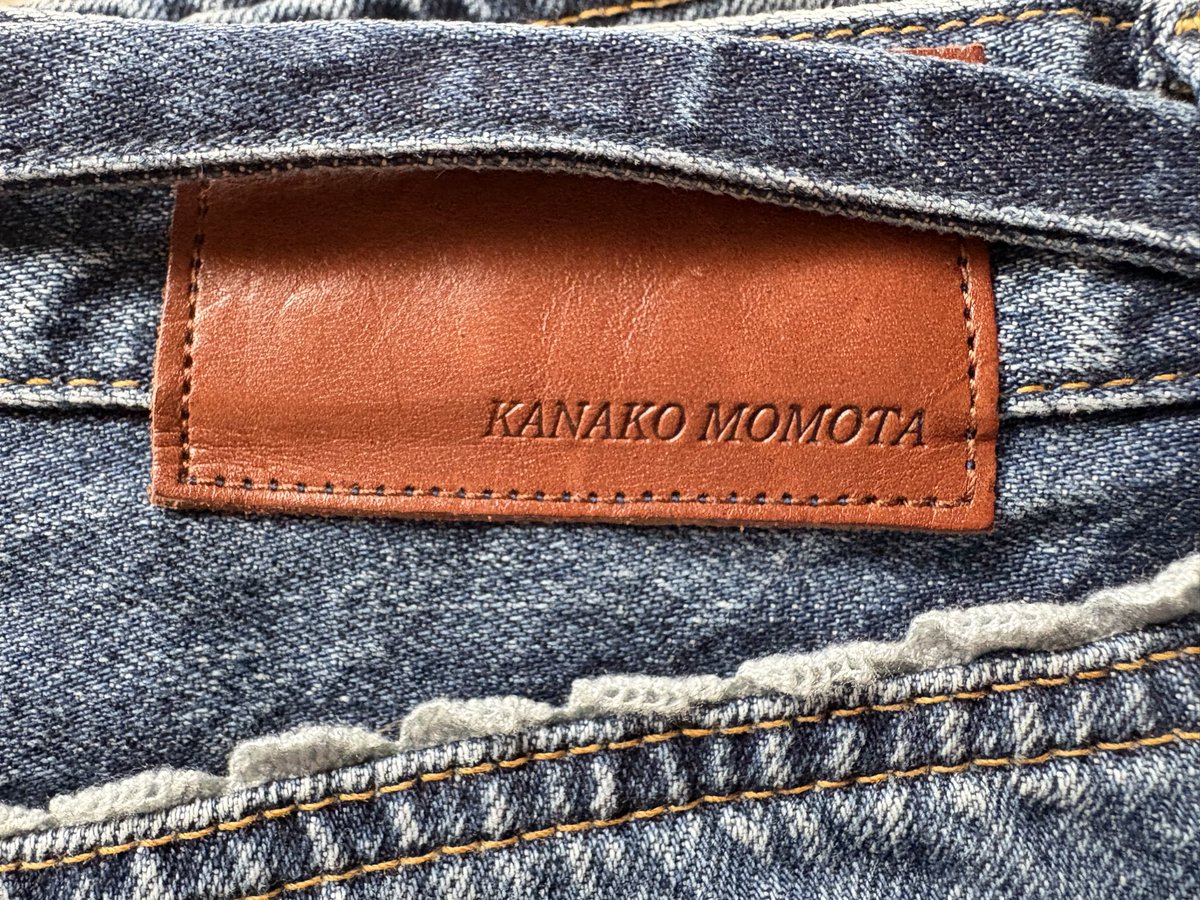 うわぁぁぁぁぁぁぁぁぁ🥺❤️
世界に11本、夏菜子ちゃんとお揃いのジーンズが届いた👖
“KANAKO MOMOTA”かっっこいいいいい！！！！！
夏菜子ちゃんのこだわりいっぱいのエコバッグもかわいいすぎる❤️
mina様、Ungrid様、そして夏菜子ちゃん、ありがとうございます🥹✨
うれしいぃ……🥹♡
