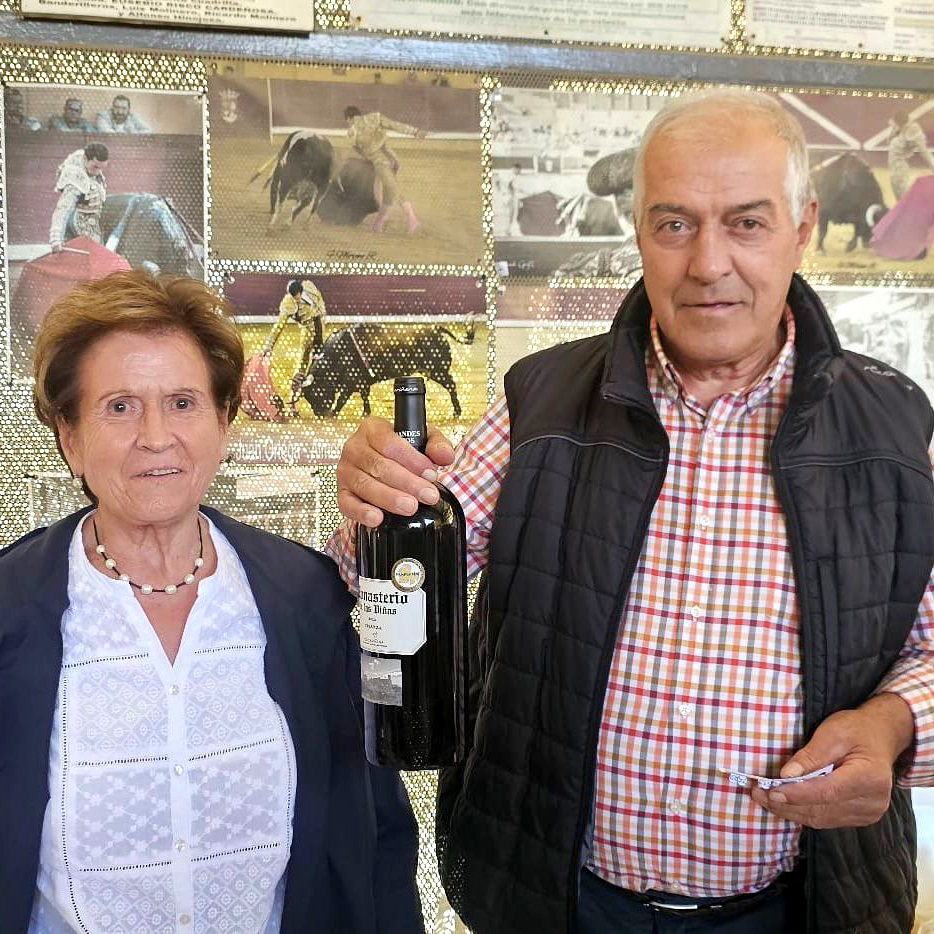 Ayuntamiento de ALMODÓVAR DEL CAMPO (@aytoalmodovarcp) on Twitter photo Ayer fue la tradicional comida del toro para personas de edad, organizada por el Ayuntamiento con la colaboración del Consejo del Centro de Mayores y que congregó a más de 400 mayores en Las Eras de Marta. Ayer fue la tradicional comida del toro para personas de edad, organizada por el Ayuntamiento con la colaboración del Consejo del Centro de Mayores y que congregó a más de 400 mayores en Las Eras de Marta.