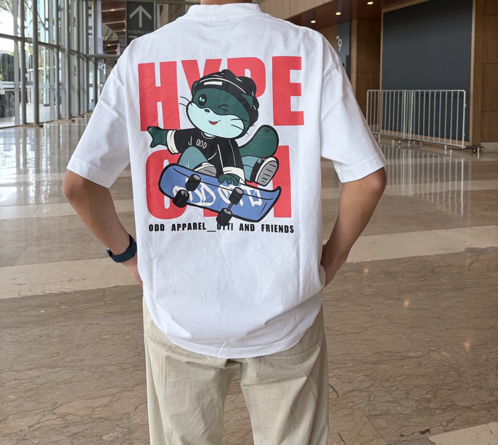 gmeow with Otti shirt

Hyperliquid