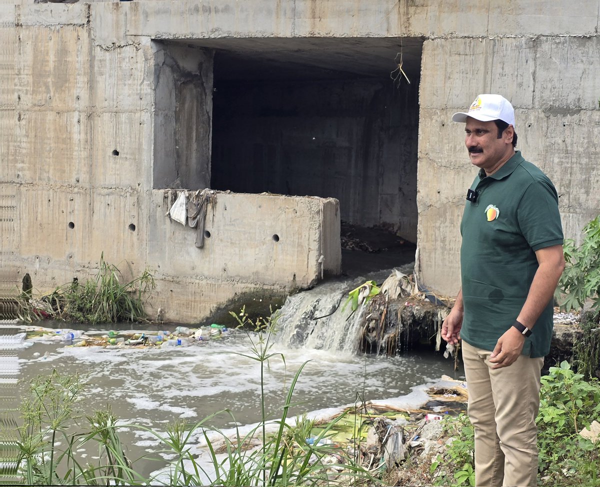 "உரிமை மீட்க… தலைமுறை காக்க’" பயணத்தில், திருப்பூர் மாநகரத்தில் நொய்யல் ஆற்றில் சாயப்பட்டறை கழிவுகள, மாநகராட்சி கழிவுநீர் மற்றும் கழிவுகள் கலந்து மாசுபடுவதை தடுக்க தமிழக அரசை வலியுறுத்தி, பொதுமக்களிடையே விழிப்புணர்வு பிரச்சாரம் செய்த போது..!

#உரிமைமீட்க | #தலைமுறைகாக்க