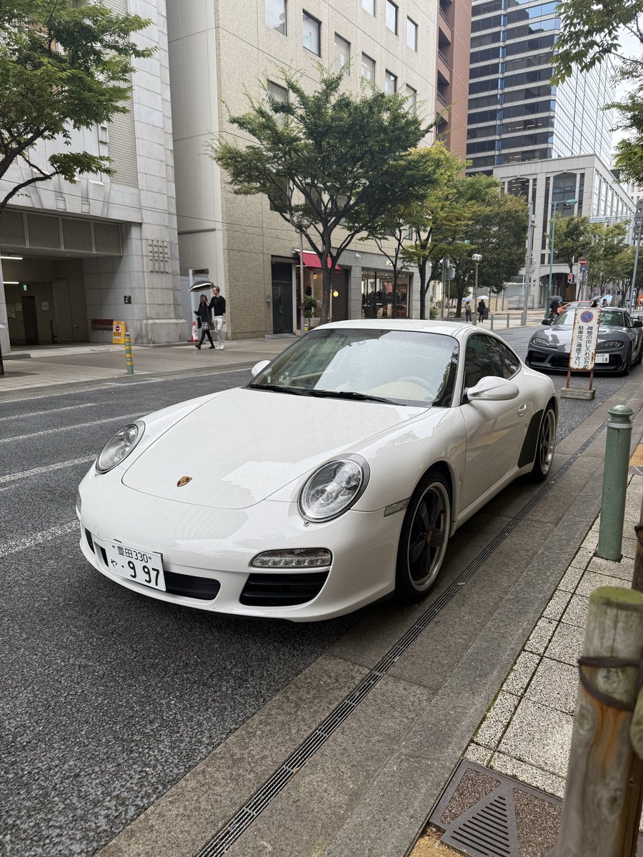 のぶぁちゃん／911 997.2カレラS tweet media