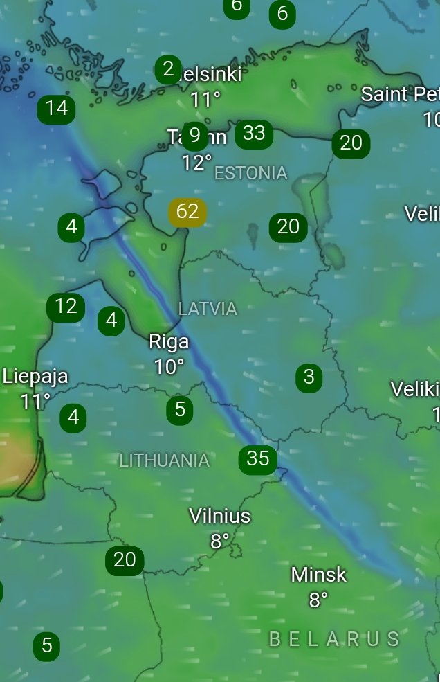 No vienas puses - drūma diena. No otras - silts tiktāl, ka var staigāt tkreklā. Un mīlīgi smidzina. Bet Windy vēju kartē pašlaik internets skats. Satiekas pretēji vēji. Un tā josla(!) starp abām masām... tur vispār bezvējš(vai gandrīz)!