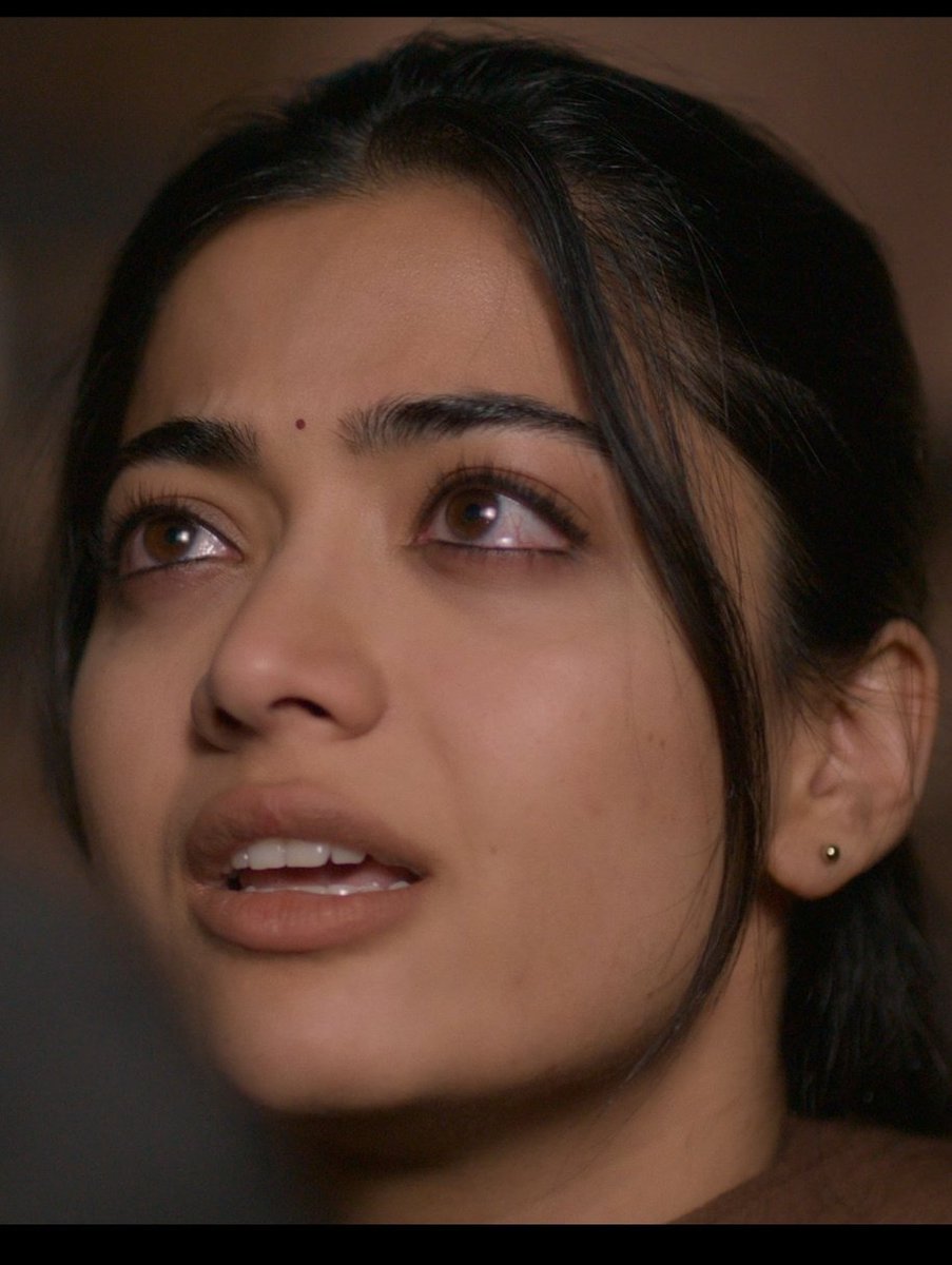 call_me_cena's tweet photo. #RashmikaMandanna 
Innocent Girlfriend 🥵 https://t.co/epKftYm8cf