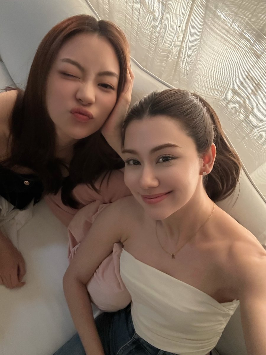 MySafeZoneTH's tweet image. เซลฟี่ฉบับ…
มาดามลีเลดี้เอ็ม vs พิโจ้นุ๋งปู 
FIRST EP MY SAFE ZONE
#รักสุดท้ายEP1
