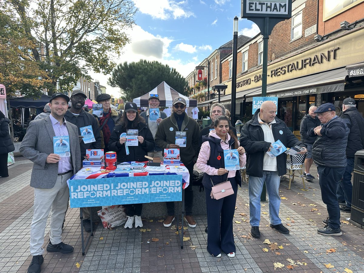 Team out in Greenwich 

Big support for <a href="/reformparty_uk/">Reform UK</a> already 

Come and have a chat with us 🇬🇧 🗳️ 

#ReformActionDay