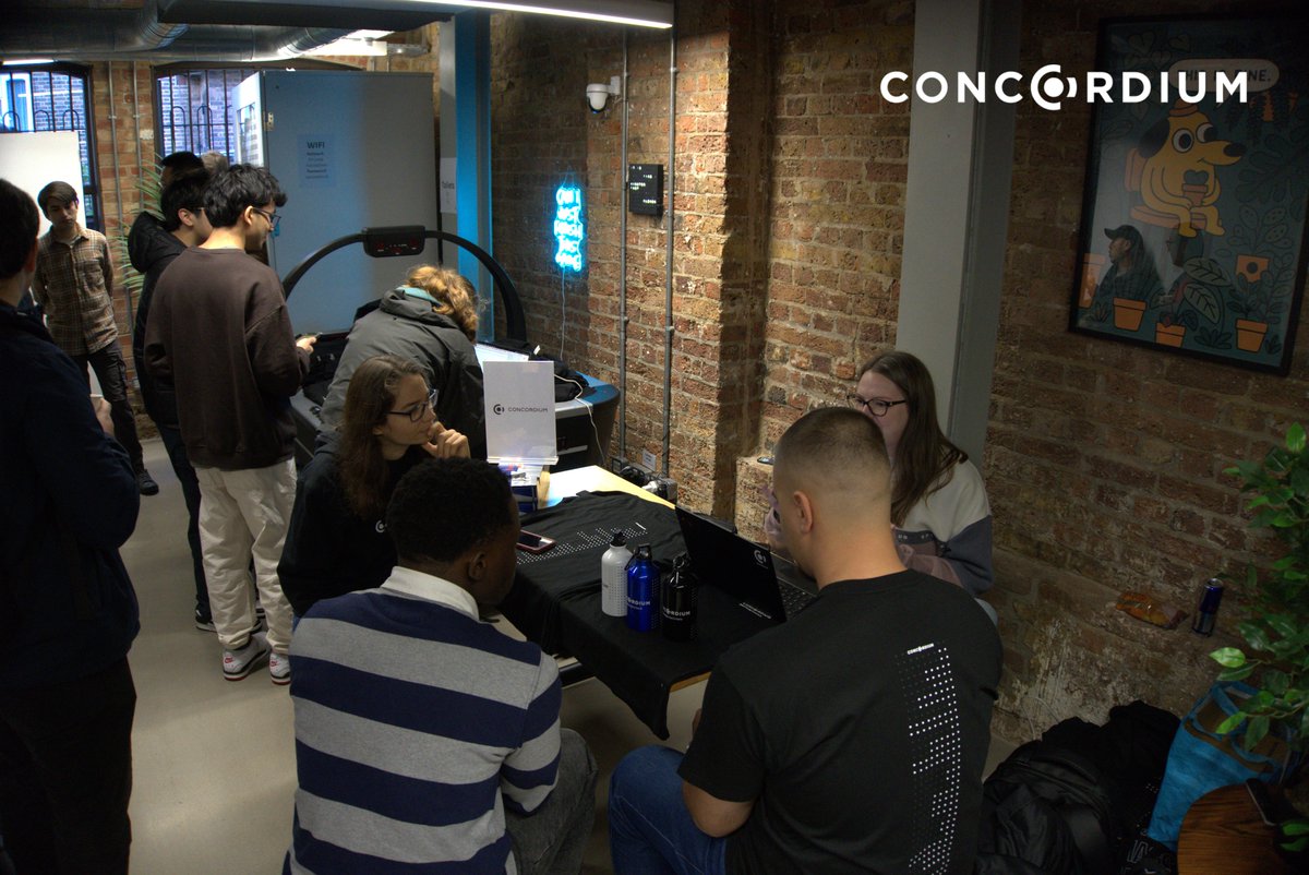 ConcordiumNet's tweet image. ⚙️ It’s Day 2 of the @encodeclub Hackathon!

After an incredible start yesterday, we’re back for more. 
With a $15,000 CCD bounty up for grabs, the competition’s heating up.

Here’s a few snapshots from the action 👇
