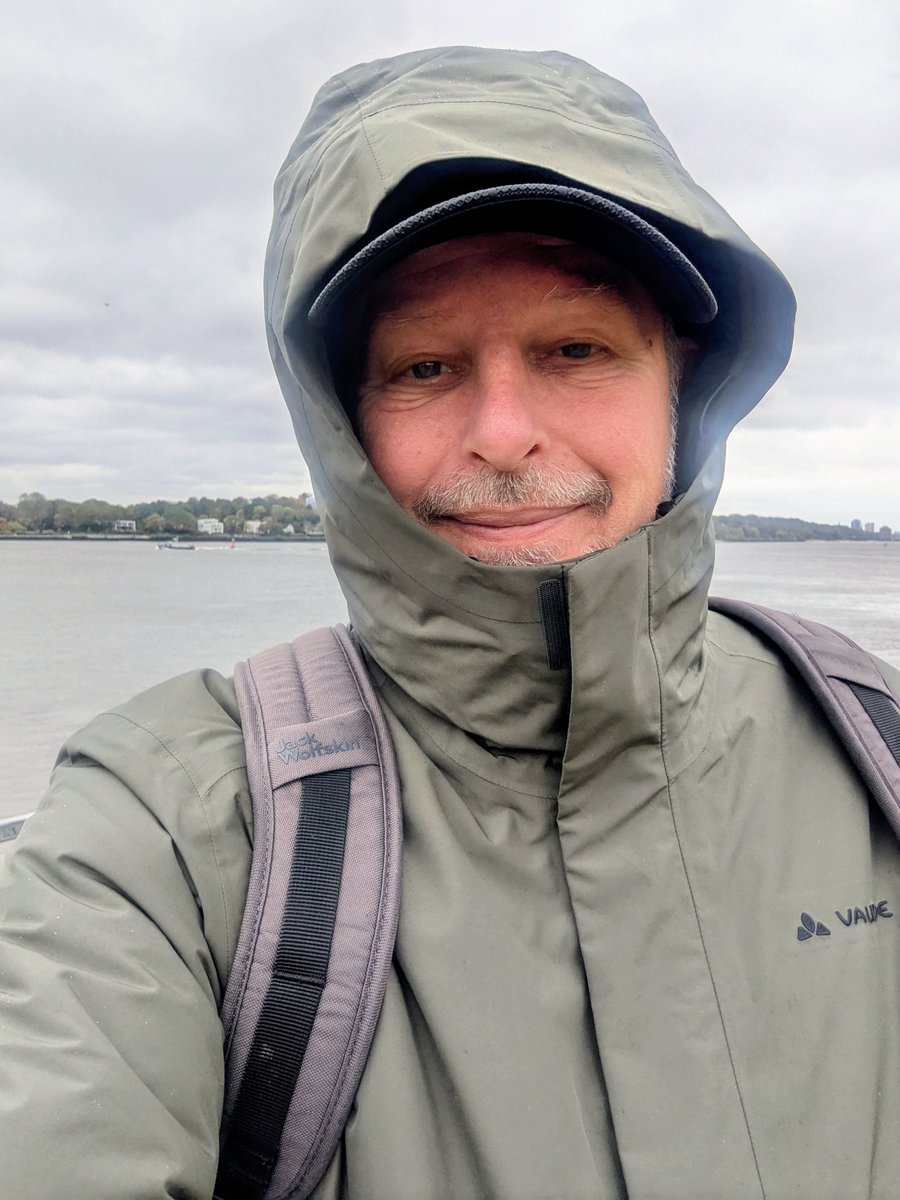 Ich fürchte Sonne ist heute in Hamburg aus.
Have a nice Day