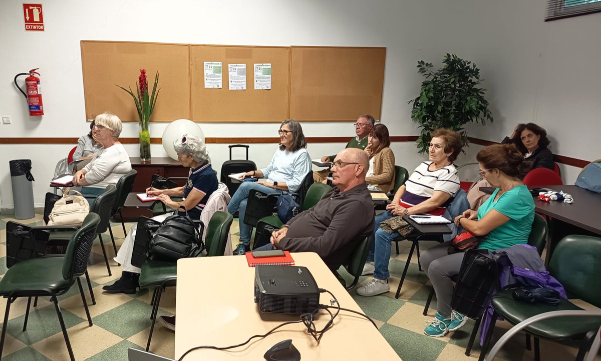 IncisoES's tweet photo. 🗣 Segunda sesión de las 𝗝𝗼𝗿𝗻𝗮𝗱𝗮𝘀 𝗱𝗲 𝗖𝗼𝗻𝘀𝘂𝗺𝗼 𝗽𝗮𝗿𝗮 𝗠𝗮𝘆𝗼𝗿𝗲𝘀 👩‍🦳👨‍🦳, con 𝐅𝐮𝐧𝐝𝐚𝐜𝐢𝐨́𝐧 𝐍𝐚𝐭𝐮𝐫𝐠𝐲 y 𝐒𝐓𝐓𝐞𝐥𝐞𝐜𝐨𝐦 

Gracias al @AYTO_CIUDADREAL y a su Concejalía de #Consumo por confiar en INCISO para estas jornadas

#JornadasdeConsumno https://t.co/1db2lIMJ15