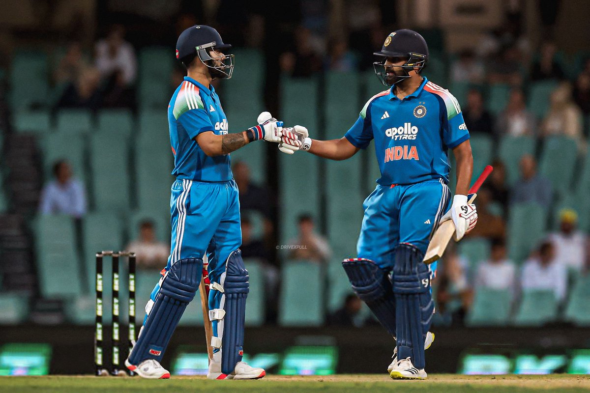 Shebas_10dulkar's tweet photo. Most 100+ Partnerships in ODI

26 - Sachin Tendulkar/Sourav Ganguly 
20 - K Sangakkara/T Dilshan 
19 - 𝗥𝗼𝗵𝗶𝘁 𝗦𝗵𝗮𝗿𝗺𝗮/𝗩𝗶𝗿𝗮𝘁 𝗞𝗼𝗵𝗹𝗶*
18 - Rohit Sharma/Shikhar Dhawan 
16 - Adam Gilchrist/Matthew Hayden https://t.co/BU35EYC3Ac