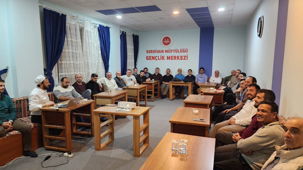 📍Sakarya İl Müftülüğü Gençlik Koordinatörlüğü

📌 İl Vaizi Mehmet ÇATALLAR'ın Serdivan Diyanet Gençlik Merkezinde yaptığı "Nüzul Sırasına Göre Tefsir Dersleri" devam etmektedir. 
(Her Cuma, 20:30)
@dibsafiarpagus 
<a href="/idrisyavuzyigit/">İdris YAVUZYİĞİT 🇹🇷</a> 
@dibgenclik
<a href="/Serdivangnclk/">Serdivan Gençlik</a> 
#sakaryailmüftülüğü