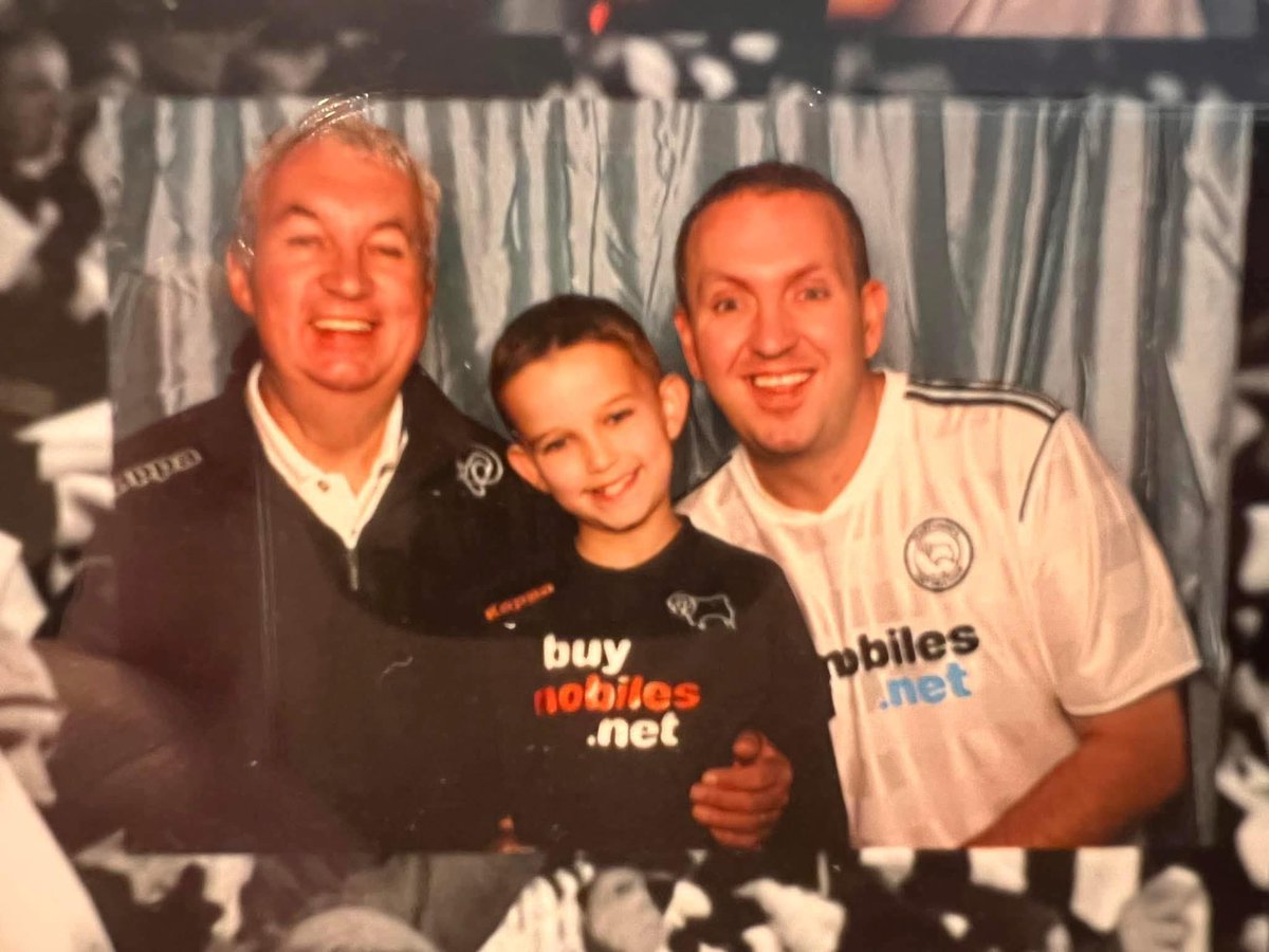 AlastairRichar5's tweet image. Happy 21st Birthday to my Boy  🥳🥳. Have a great day!  love and thoughts always ❤️🐏#dcfc