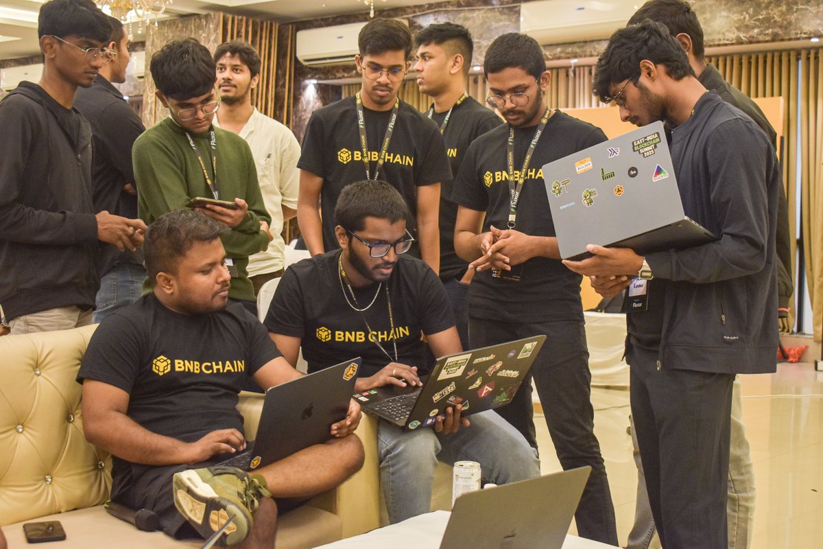 fluxor_'s tweet image. #BuilderTips
Ship something by Day 1. A working demo attracts mentors, feedback, and momentum.