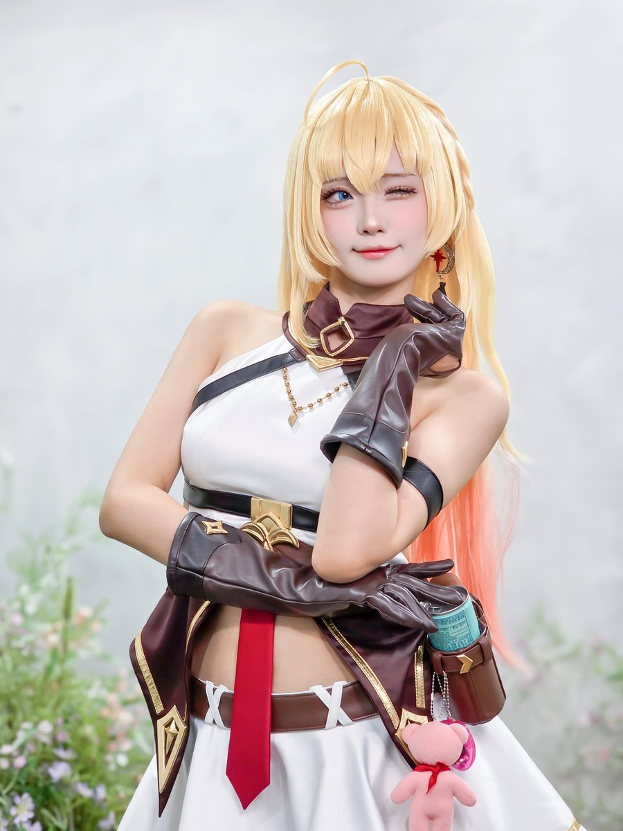 cos_habom's tweet image. "푸하~ 톡톡메테오 최고~♪"
마왕님, 나와 함께 별의 탑을 모험하러 떠나자!

판타지 액션 어드벤처 RPG 스텔라 소라가 10월 20일 정식 출시되었습니다!
나와 함께 즐거운 추억을 쌓으러 와줘 마왕님♪

모바일 : stellasorakr.go.link/9gl1q
PC : stellasora.kr/pc-launcher/?u…

#스텔라소라