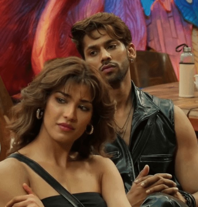 dumaloo123's tweet image. Bigg Boss makers, this feels truly unfair
You evicted my Fav #Behal
Every year you do unfair evictions, but this one really broke my heart
Mark my words, this is going to be the last season of Bigg Boss💔
@ColorsTV @HotstarReality @BiggBoss 
#BaseerAli #NehalChudasama #BiggBoss19