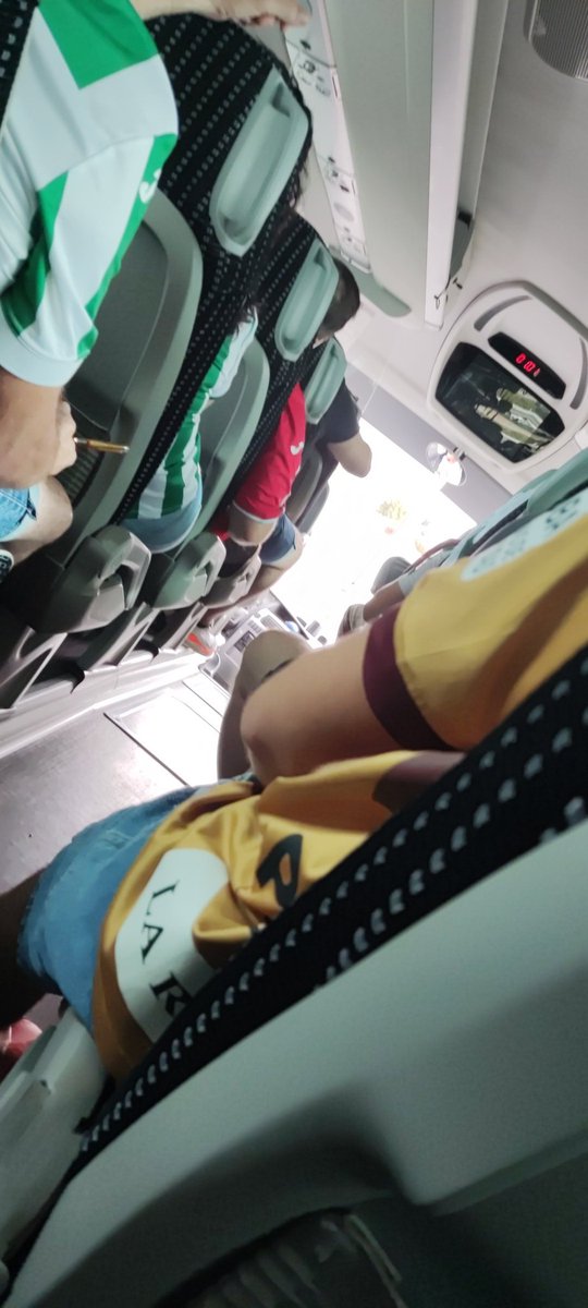 Topillo_'s tweet image. Hoy se escucharán nuestros cánticos en Albacete. 🎶"¿Cómo no te voy a querer? 🎶⬜🟩⬜ #ccf #cordobacf #AlbaceteBPcordoba @CordobaCF_ofi