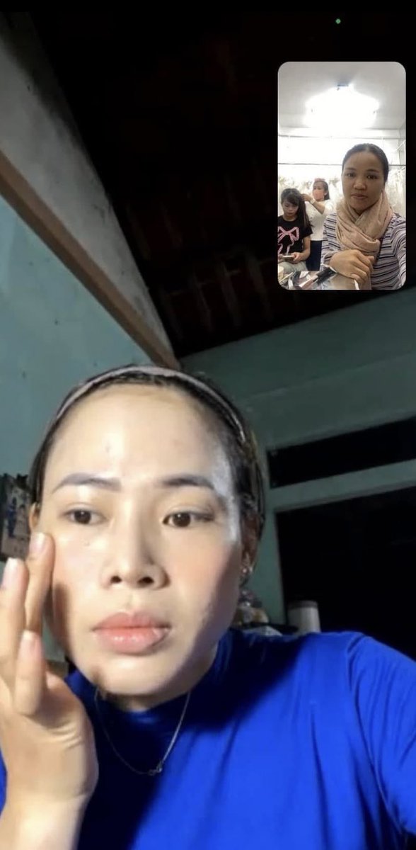 Không trang điểm thì sợ già, sợ xấu. Trang điểm rồi lại sợ người ta đến với mình chỉ vì nhan sắc. Băn khoăn ghê! 🥰

Nắm vững kỹ năng trang điểm là điều không thể thiếu! Nhung nhận hướng dẫn cả online lẫn offline. Makeup cá nhân chỉ 5 buổi, bạn sẽ tự