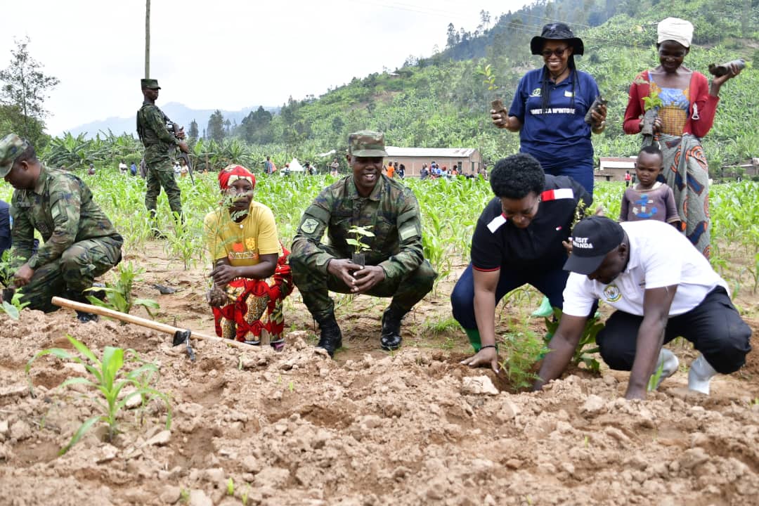 Kuri uyu wa Gatandatu tariki 25 ukwakira 2025 muri @GakenkeDistrict ...