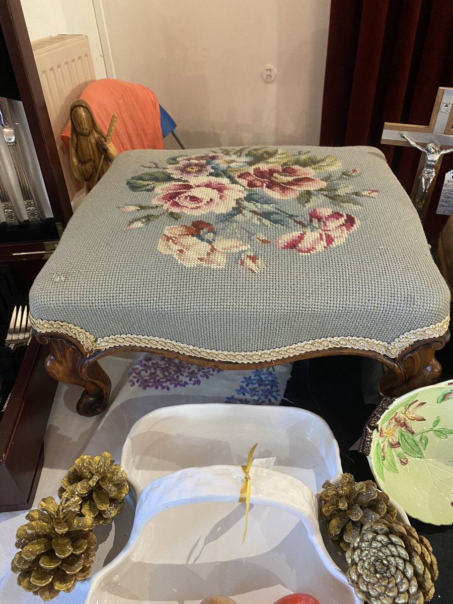 bluestone135's tweet photo. #Ripon #Harrogate Ripley Antique and Vintage fair at town hall near Harrogate 9am to 3.30pm some lovely items to see and buy this Saturday 25 and 26 October 2025 https://t.co/lHGnDvCwCi