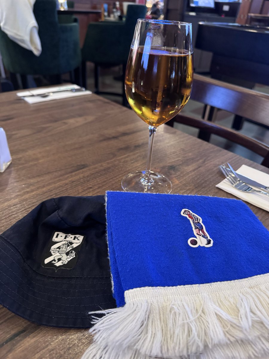 MrKlang's tweet photo. #HBKAway #ifkgbg 💙🤍 https://t.co/AsOwLXqsX1
