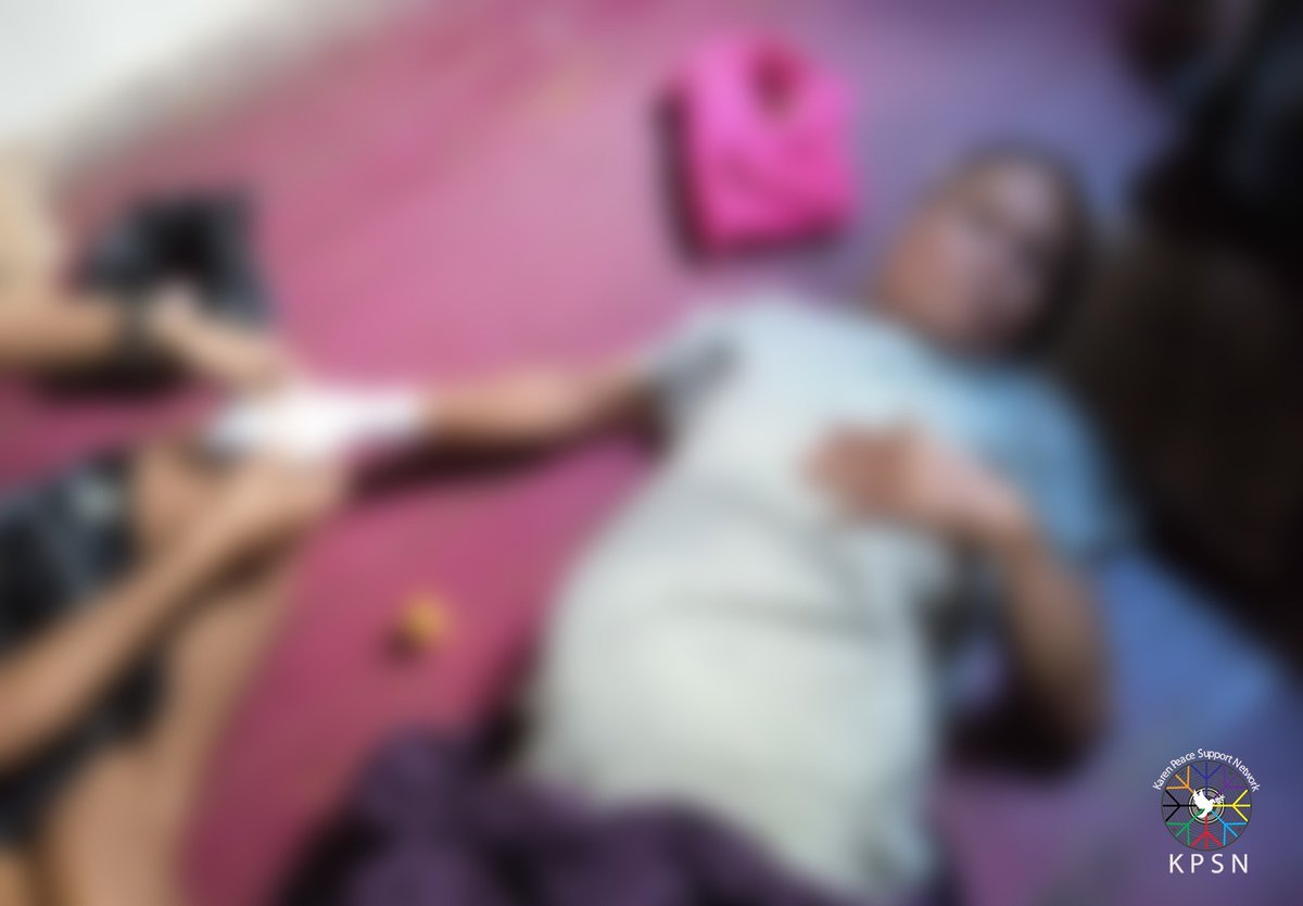 On October 20th, SAC's Nat Thangwin base dropped drone shells on Yay Leh village, Moo township, Kler Lwee Htu district. The shells injured 2 men and a woman. 
On October 10th, SAC troops entered Kwin Dalagyi village and burnt 72 houses (names of house owners withheld). Villagers