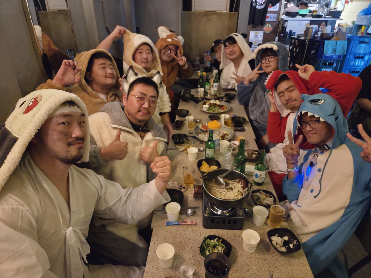 2회 동잠 파뤼 
<a href="/Shot_n_Tea/">Shaty 샤티</a> 
<a href="/Joonior__93/">준(Joon)</a> 
<a href="/tatsuya1080/">탓짱</a> 
<a href="/dodgehaedodge/">맢우</a> 
<a href="/c0pp_mkr/">코퍼</a> 
<a href="/Go_Jang_Nam/">고고쟝</a> 
<a href="/yuuuuuta207/">유타</a> 
<a href="/ryno97_ch/">라이노🇰🇷</a> 
<a href="/baikcon/">베이컨</a>