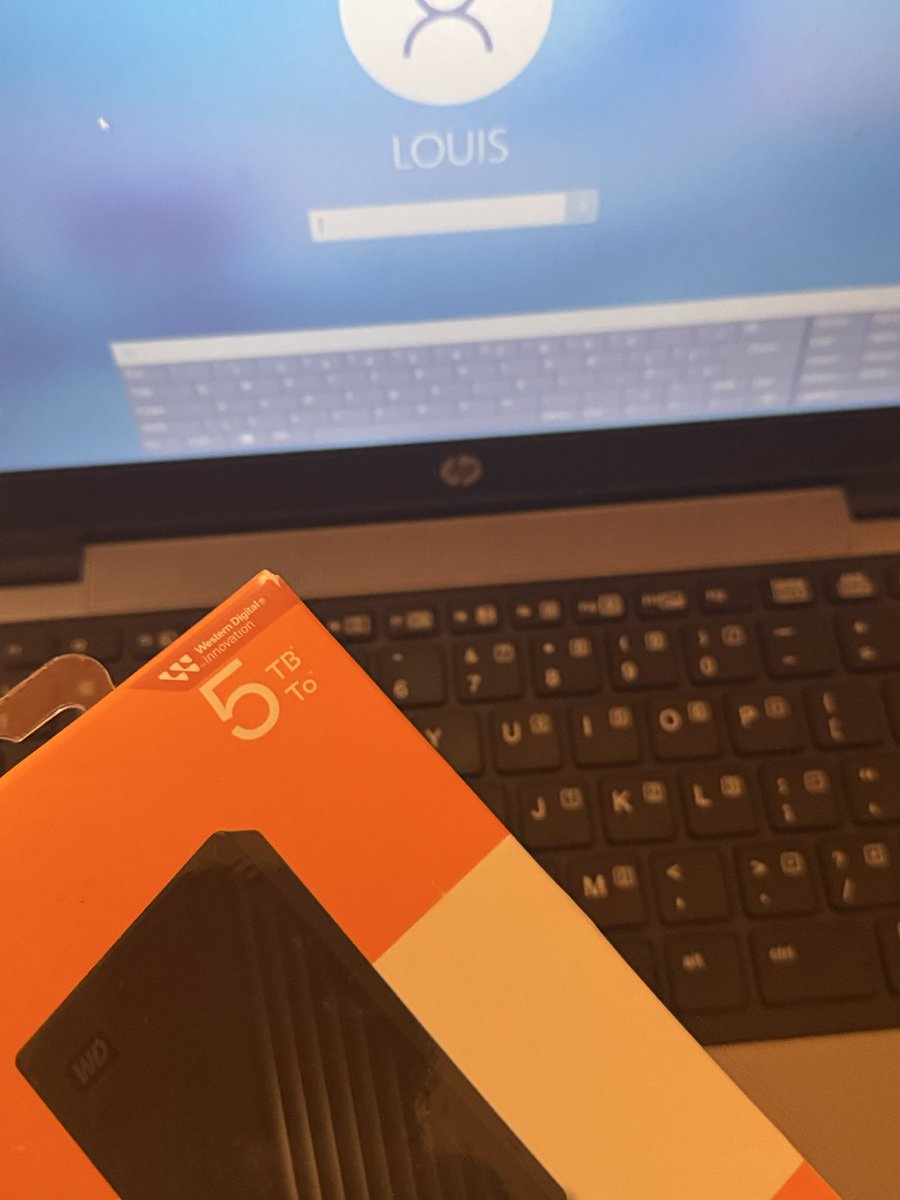 LouisAlughere's tweet image. Last Chance for the windows running in this machine. After this back up. Linux takes over full time. 
#linuxtopic #linux