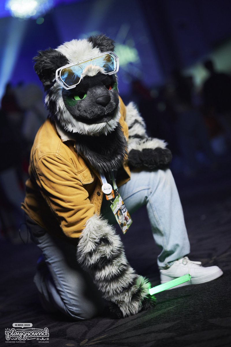 🛠️ 불렀나?
#FursuitEveryday 
#퍼레이드2025 #FURRAID2025
📸: <a href="/_f0x15/">산여우 AcidF0x</a>