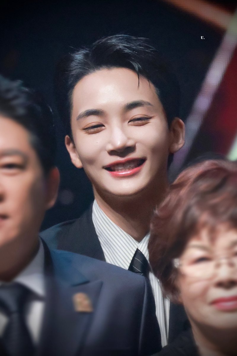 u_yjh1004's tweet image. 251023 
#정한 #윤정한 #JEONGHAN
#ジョンハン 
#세븐틴 #SEVENTEEN