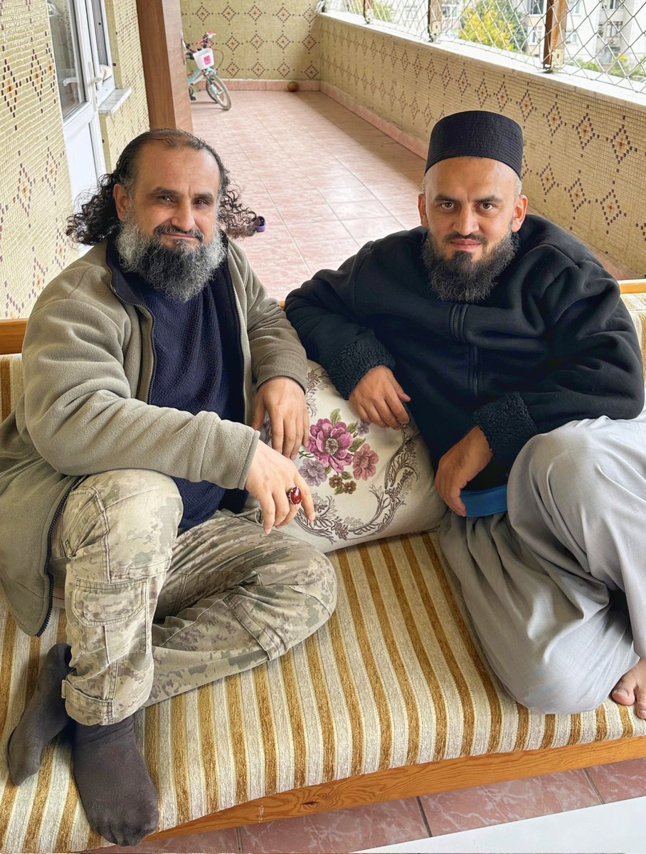 Sumud filosunda yaşanılanları şâhidinden dinlemek, mevzua farklı pencerelerden bakmamıza vesile oldu. 

Bize hânesinin kapısını açıp mihmandarlık yapan, tüm teferruatı samimi ve yaşandığı gibi nakleden, Giresun Bulancaklı henşehrim <a href="/enesharman571/">EnesHarman571🇹🇷</a> Beg kardeşimden Allah (CC) râzı