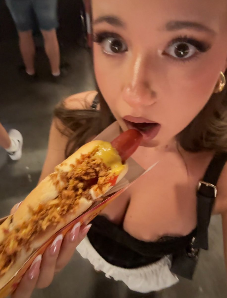 aina ✧ tweet media