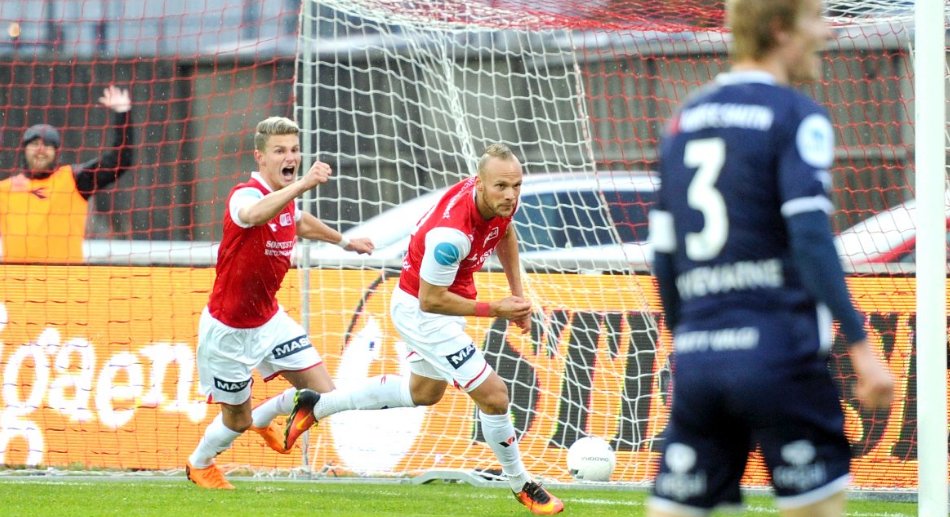 KongeBetting's tweet image. Slaget på Jæren! Viking mot Bryne blir dagens høydepunkt. Seriegull og ny kontrakt ligger i potten i de siste rundene. Finn våre Viking - Bryne oddstips og les deg opp på matchen her. 

#Eliteserien

kongebonus.com/betting/oddsti…