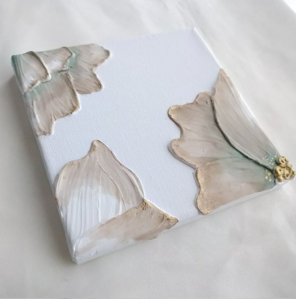 おはな　ページ コウペンちゃん お祭りわっしょい！ キラキラ箔押しうちわ