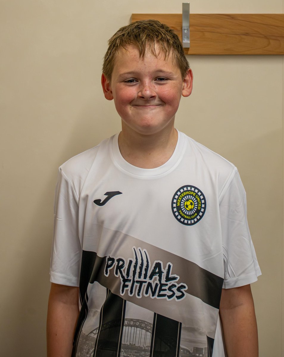 Westerhope_Utd's tweet photo. @nufc how’s this for a newly designed home kit for our players….inspired by the black and white of NUFC, with nods to famous landmarks, and @YoungMindsUK this was looking great when it got its debut last week in the U12 Silvers Cup Match that they won 8-0!  #nufc #upthehope https://t.co/acAhFllSQO