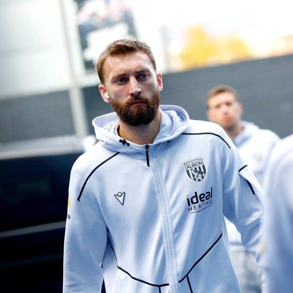 WBA's tweet photo. Boys at the back. 💪 https://t.co/wQnfy8SxvD