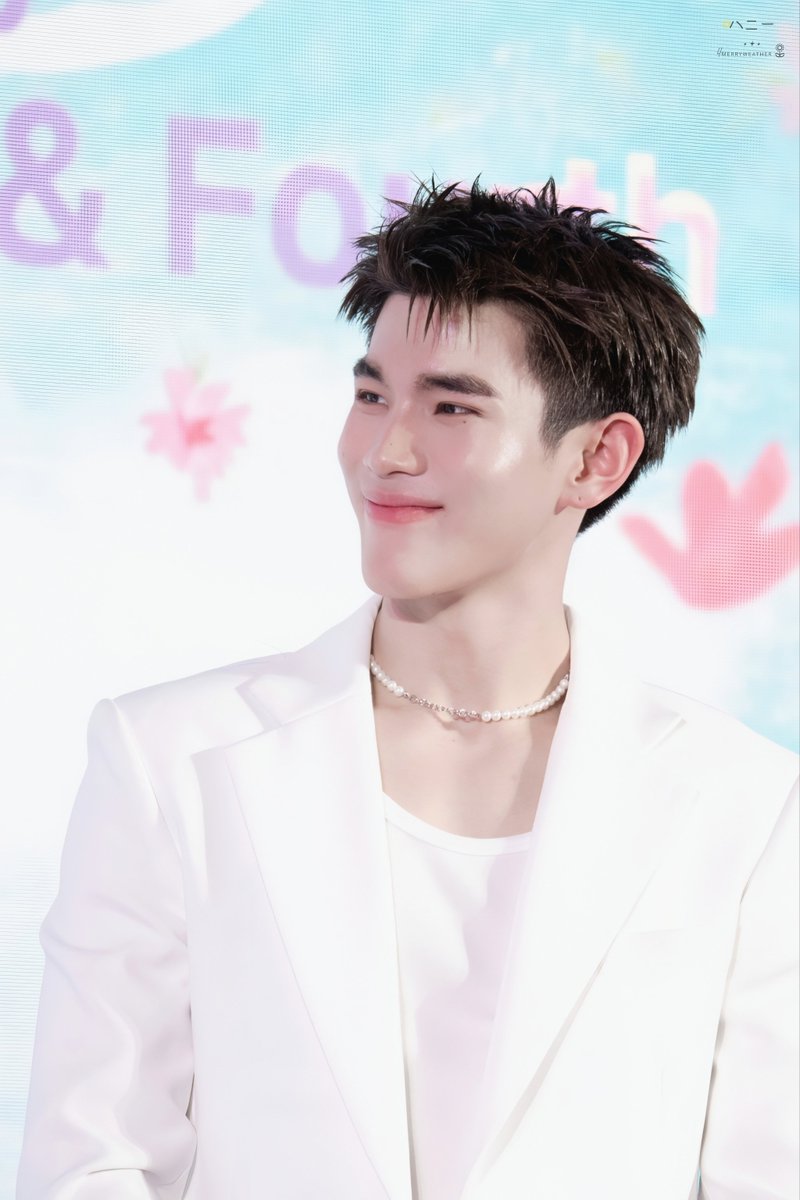 ยัยแมวขาวของแม่ 🤏🏻😭 น่ารักมั่กกกก ก 
FEEL THE BLOOM WITH GEMINI FOURTH
#KingStellaxGeminiFourth
˚⋆𐙚｡⋆ <a href="/tawattannn/">FOURTH</a> 🎀 ꒱·˚  
• 
🍀꒰ #โฟร์ทณัฐวรรธน์ #Fourthnattawat ꒱.𖥔