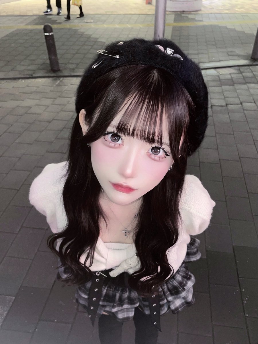 chuxx0_'s tweet photo. 寒いと顔可愛いから冬万歳 https://t.co/jySlXMvCmY