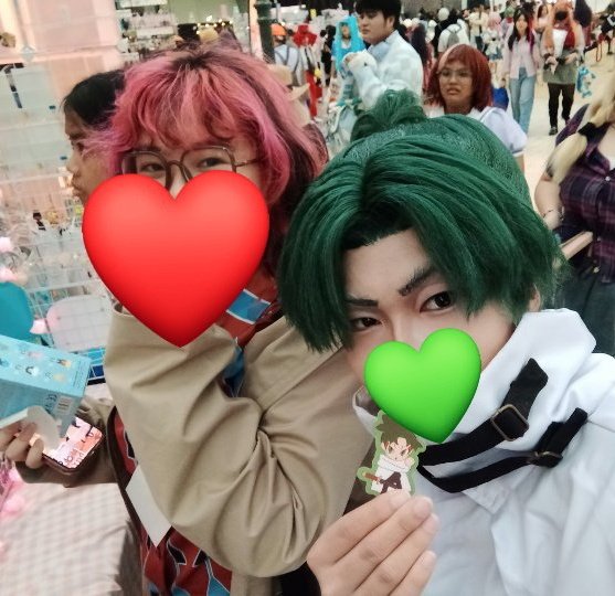 Unexpected meeting with <a href="/bokidoumi/">oggy💌</a> at Cosmeet!!! I literally don't know how I passed by their booth without realizing its Oggy's table  😭😭😭