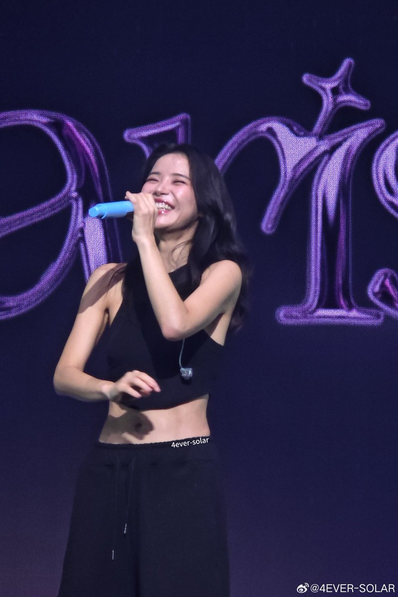 solar_pic's tweet photo. 251025 솔라 3rd CONCERT Solaris 콘서트 인 홍콩 사운드체크

복근 봐
https://t.co/XLrzFc0foj

#솔라 #SOLAR https://t.co/Ywds17x52Y