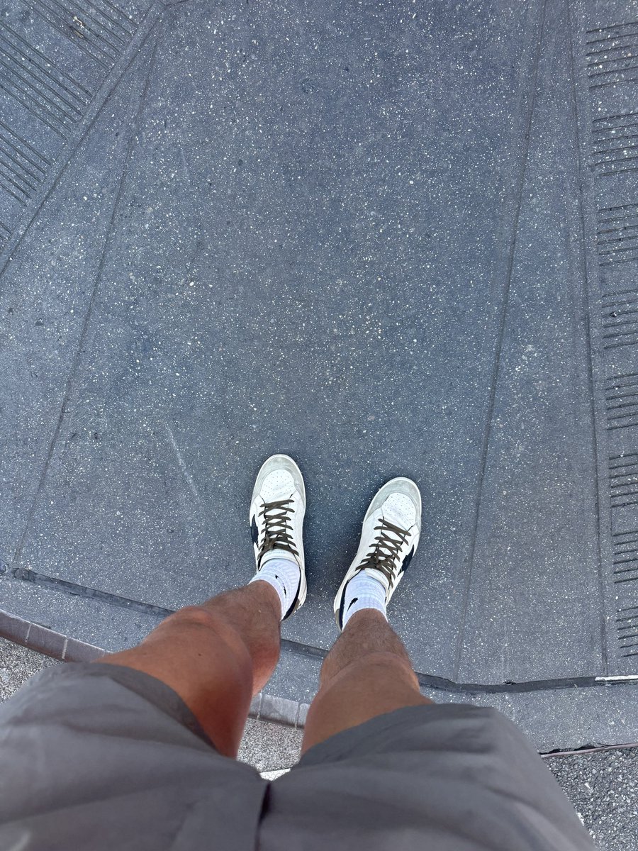 liqpreference's tweet image. Shorts still play in 40 degrees