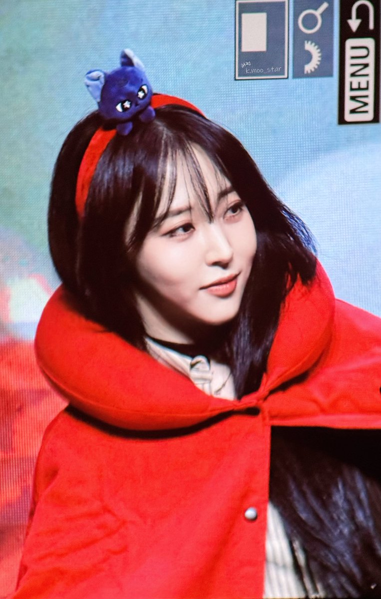 [ Moonbyul 문별🐹 ]                              
251025 Taipei Offline Fansign Preview (2)

#문별 #MoonByul #ムンビョル