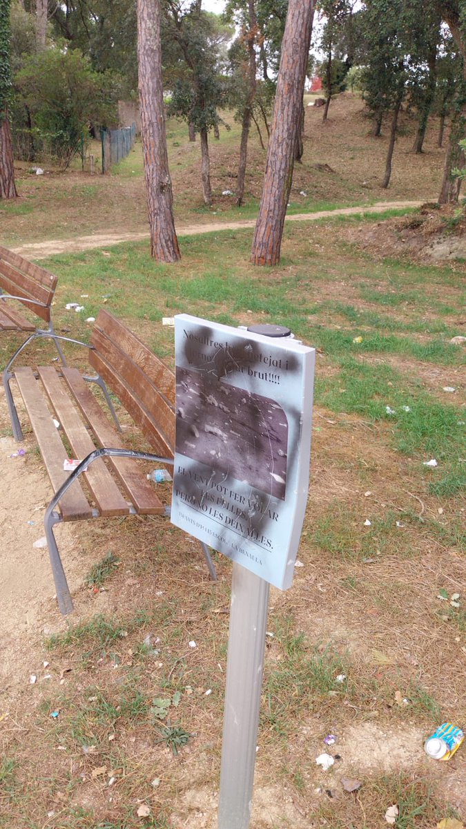 💬 L’incivisme no és una broma, és un problema de tothom.

Cada cop que algú llença una llauna a terra, deixa una bossa d’escombraries al costat d’una paperera o malmet mobiliari urbà, ens roba una mica d’espai comú. Ens costa diners, temps i, sobretot, convivència.