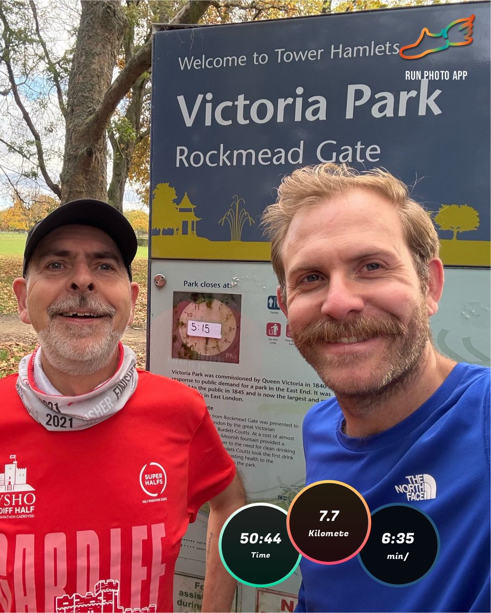 AWeltch's tweet photo. Run to Victoria Park with Rich. #oldmanrunning #londonrunning https://t.co/NYGSq764Cr
