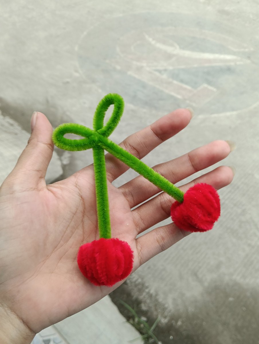 Celebrating my bias's solo debut🥧🍒 <a href="/okaydeets/">dita karang</a> 

#dita #lovesosweet #DITAMIN